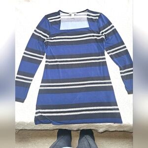 White House Black Market Navy and Charcoal Striped Top